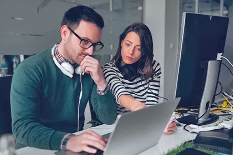 SolarWinds: Menyederhanakan Kompleksitas TI dengan Inovasi Berbasis AI